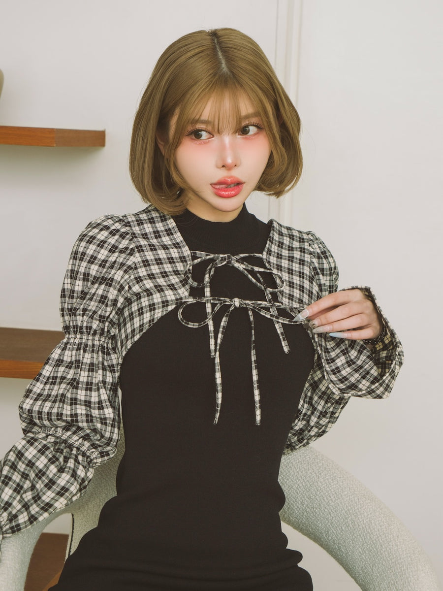 モデル：160cm（着用サイズ：FREE　着用カラー：BLK）