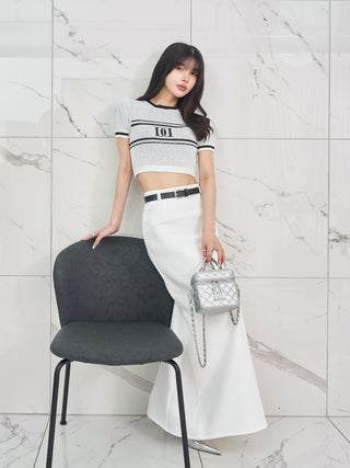 モデル：160cm（着用サイズ：S　着用カラー：WHT）