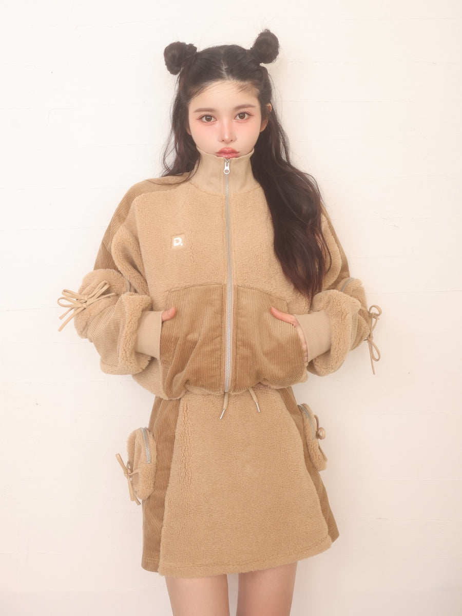 モデル：160cm（着用サイズ：FREE　着用カラー：BEG）
