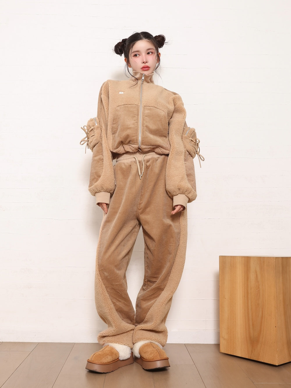 モデル：160cm（着用サイズ：FREE　着用カラー：BEG）