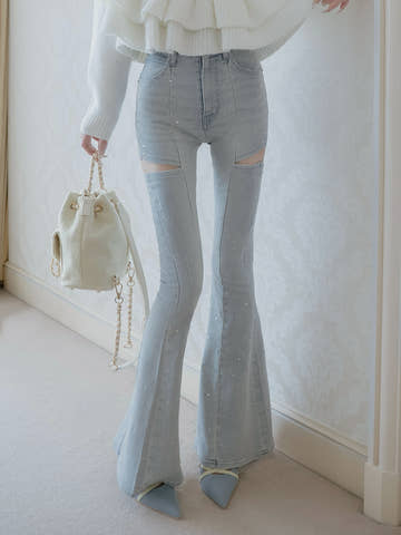 モデル：160cm（着用サイズ：XS　着用カラー：I-BLU）