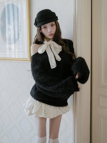 モデル：160cm（着用サイズ：FREE　着用カラー：BLK）