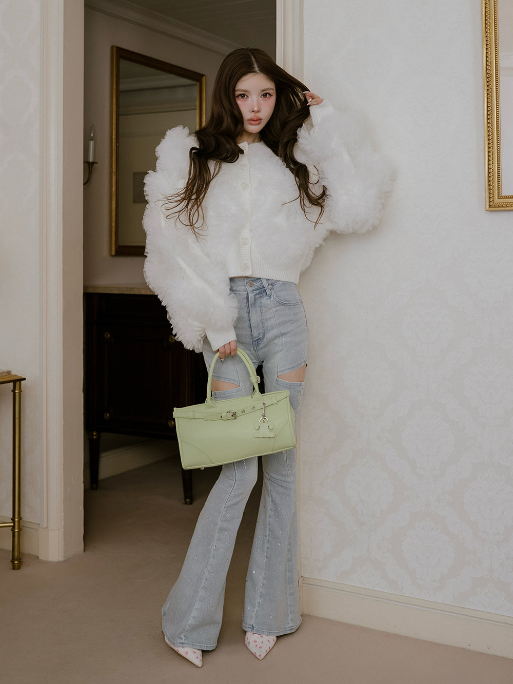 モデル：160cm（着用サイズ：FREE　着用カラー：WHT）