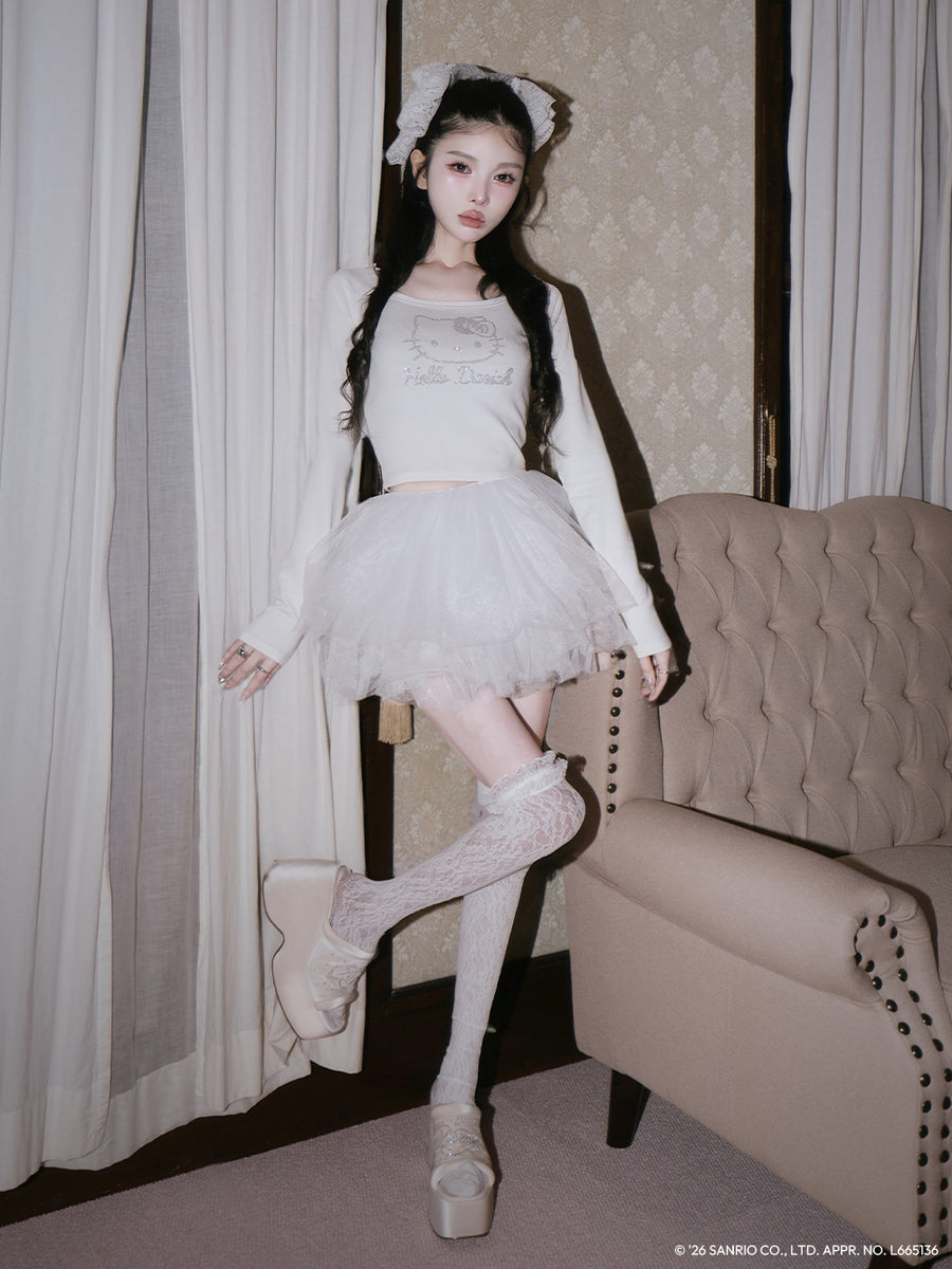 モデル：160cm（着用サイズ：FREE　着用カラー：WHT）