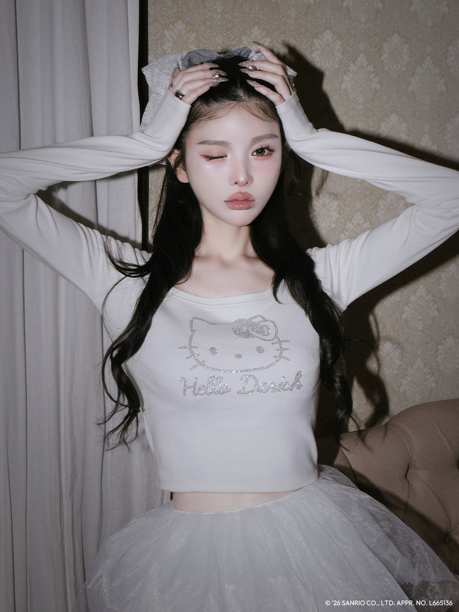 モデル：160cm（着用サイズ：FREE　着用カラー：WHT）