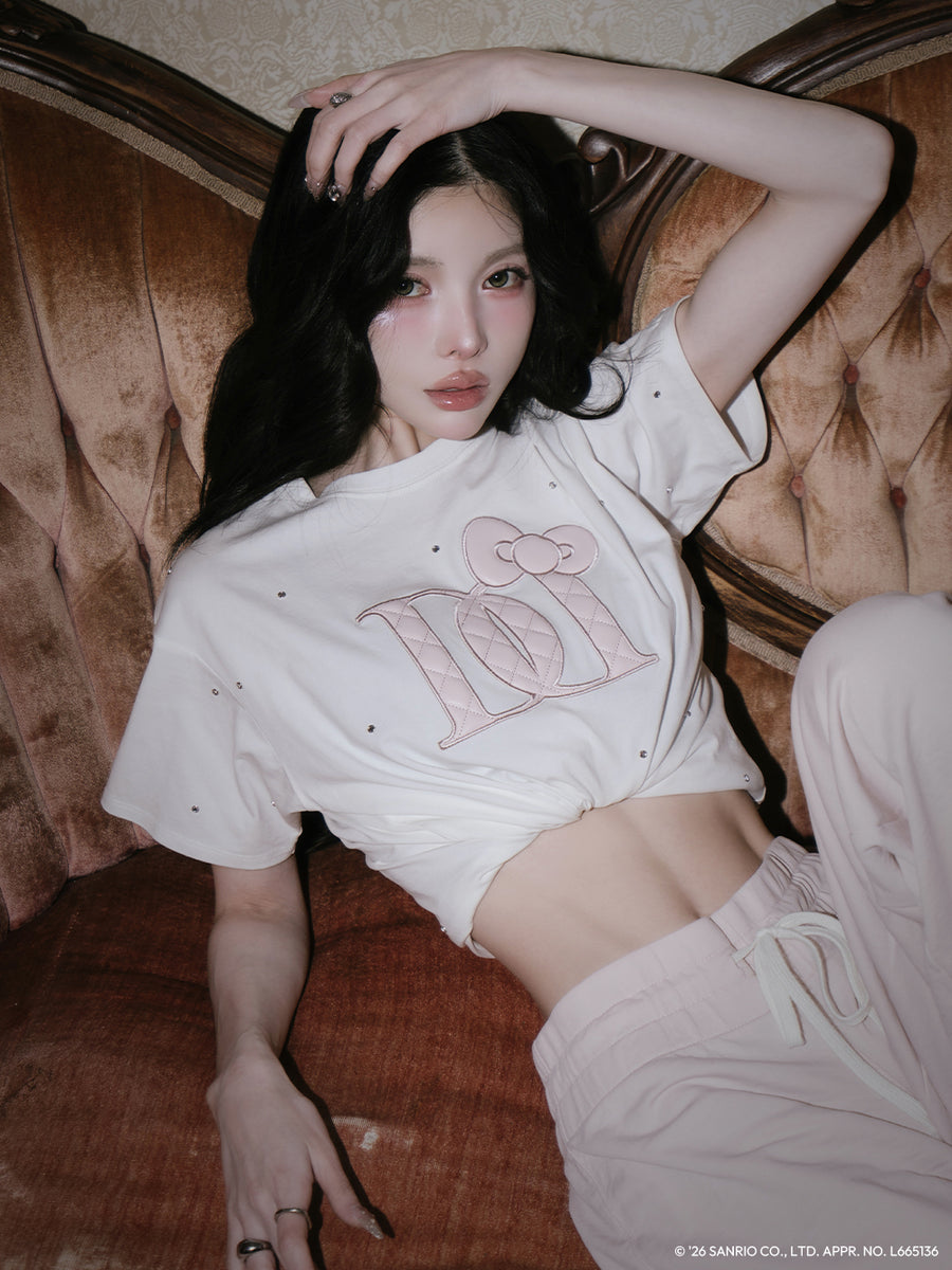 モデル：160cm（着用サイズ：FREE　着用カラー：WHT）