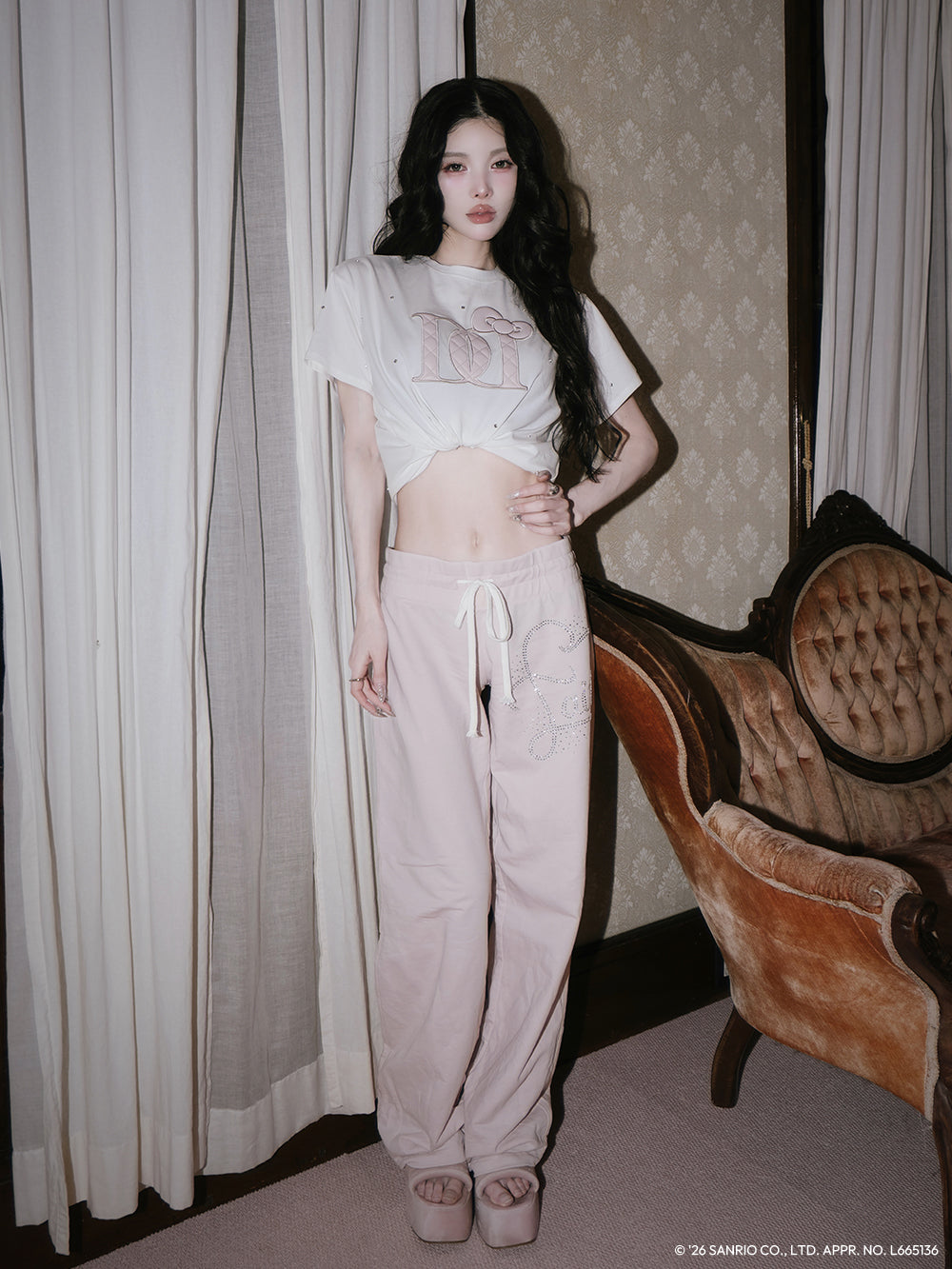 予約商品】Hello DarichキルティングアップリケビジューTシャツ