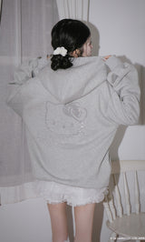 モデル：160cm（着用サイズ：FREE　着用カラー：GRY）