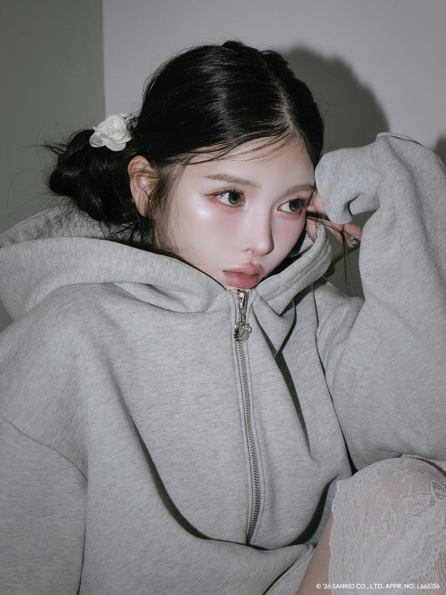 モデル：160cm（着用サイズ：FREE　着用カラー：GRY）