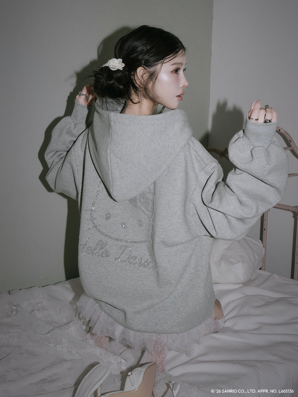 モデル：160cm（着用サイズ：FREE　着用カラー：GRY）