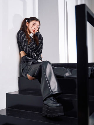 モデル：160cm（着用サイズ：S　着用カラー：BLK）