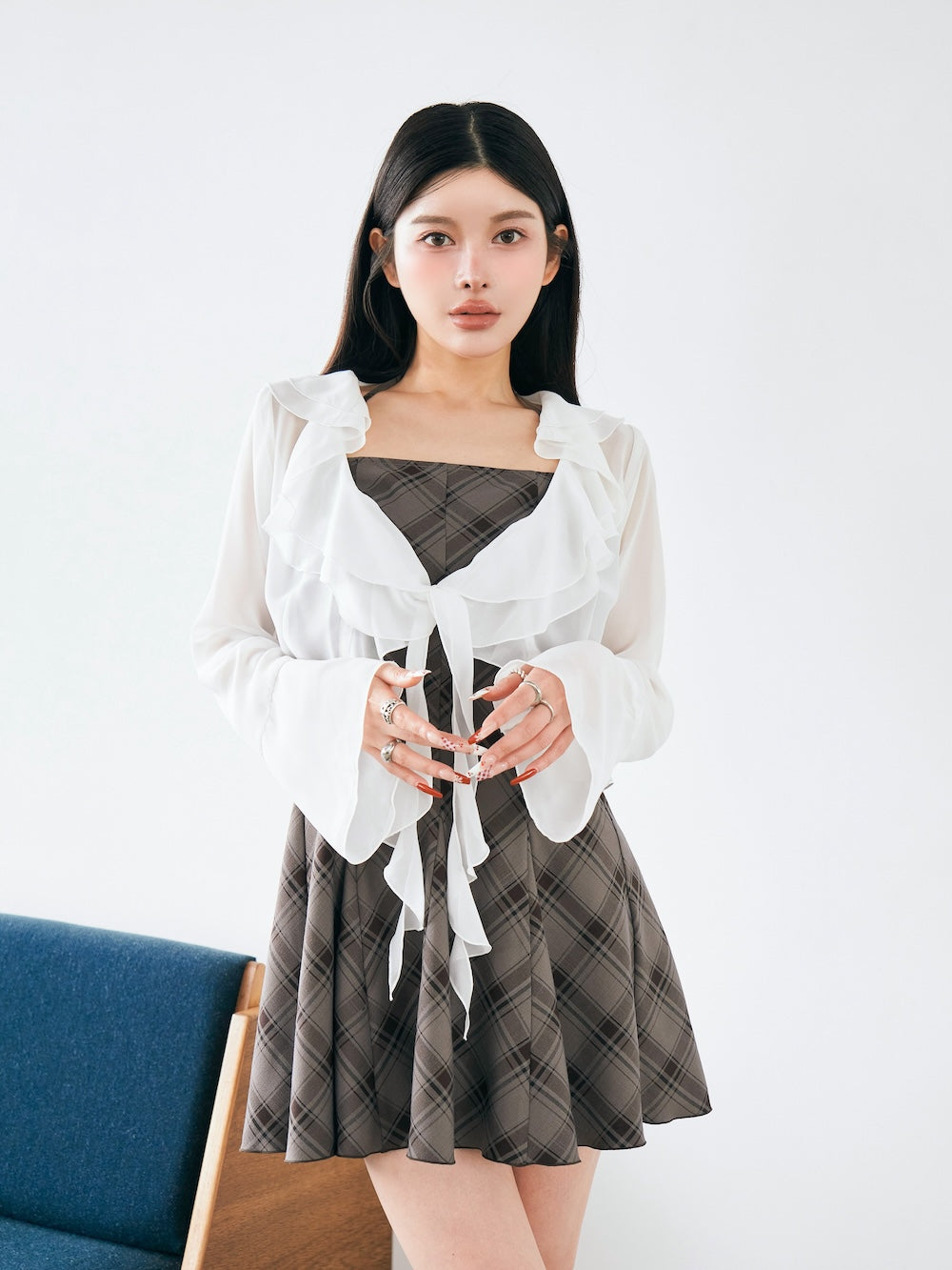 モデル：160cm（着用サイズ：FREE　着用カラー：WHT）