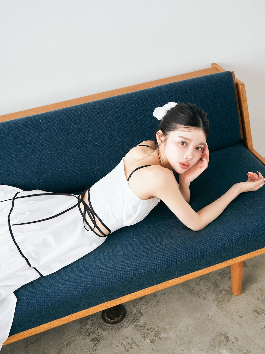 モデル：160cm（着用サイズ：FREE　着用カラー：WHT）