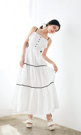モデル：160cm（着用サイズ：FREE　着用カラー：WHT）