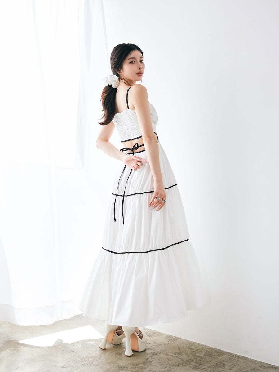 モデル：160cm（着用サイズ：FREE　着用カラー：WHT）