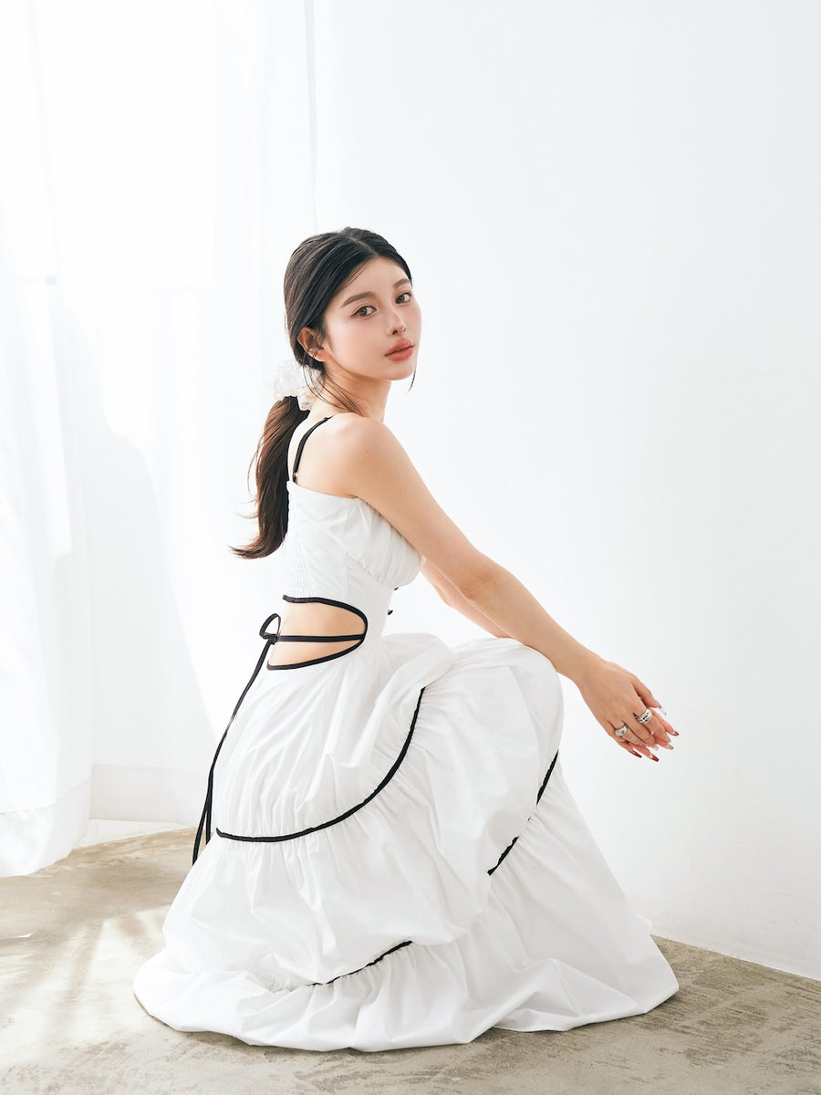 モデル：160cm（着用サイズ：FREE　着用カラー：WHT）