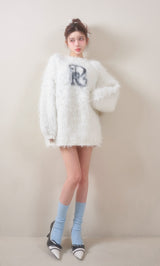 モデル：160cm（着用サイズ：FREE　着用カラー：IVO）