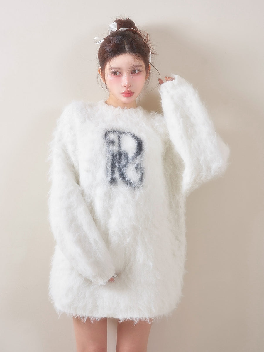 モデル：160cm（着用サイズ：FREE　着用カラー：IVO）