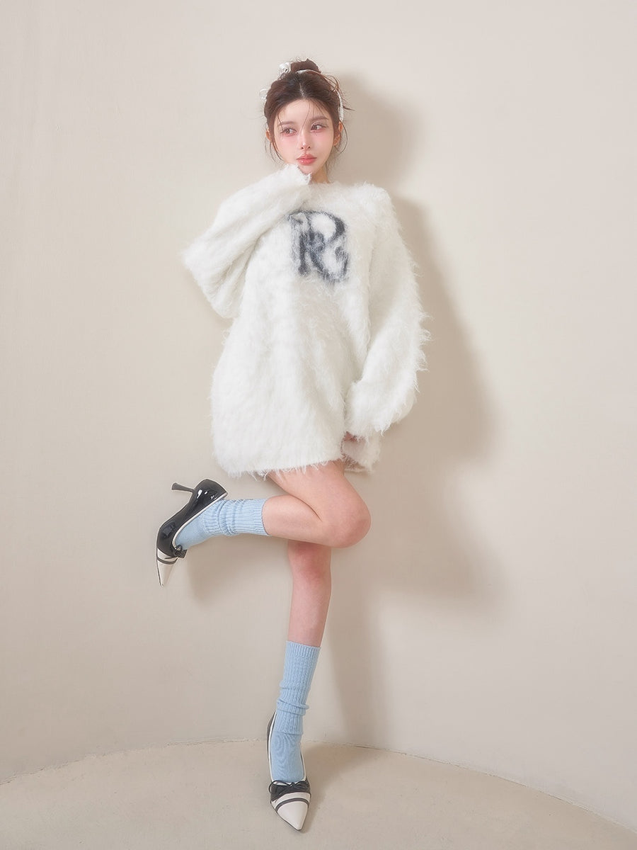 モデル：160cm（着用サイズ：FREE　着用カラー：IVO）