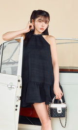 モデル：160cm（着用サイズ：FREE　着用カラー：BLK）