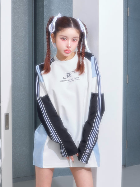 Line Cut Long T-shirt