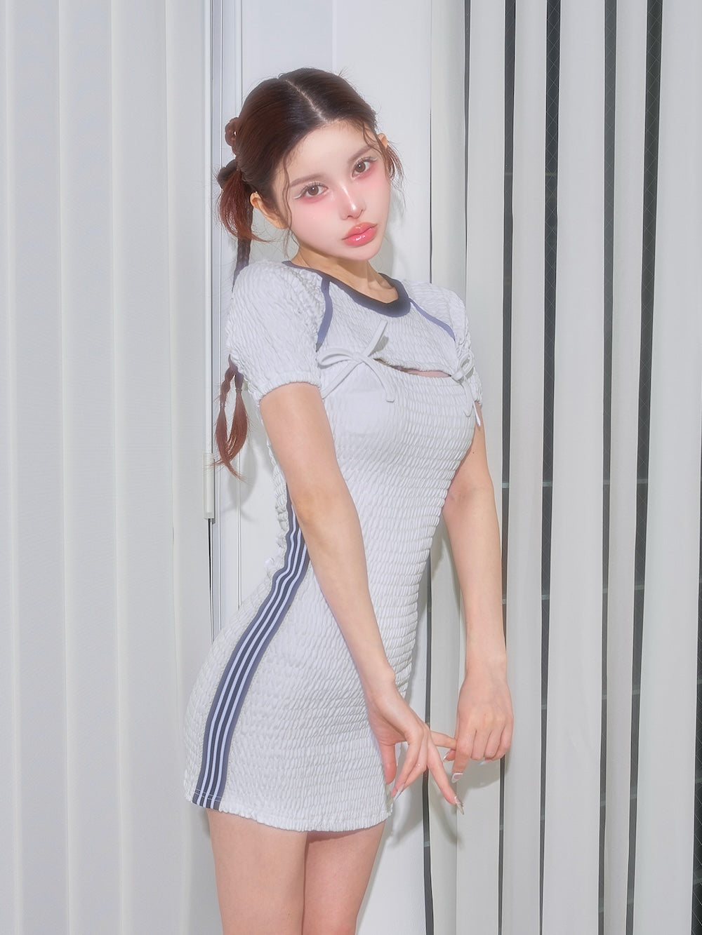 モデル：160cm（着用サイズ：FREE　着用カラー：WHT）
