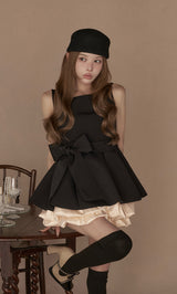 モデル：160cm（着用サイズ：FREE　着用カラー：BLK）
