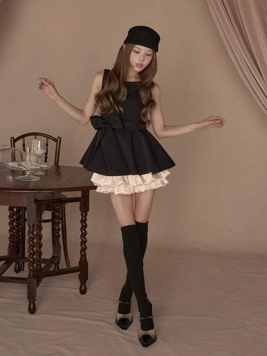 モデル：160cm（着用サイズ：FREE　着用カラー：BLK）