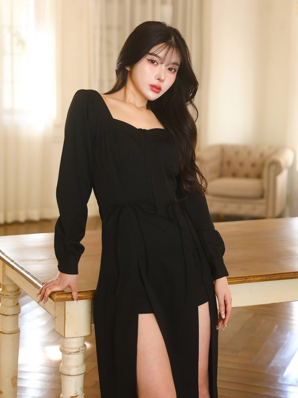 モデル：160cm（着用サイズ：FREE　着用カラー：BLK）