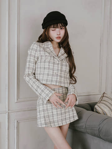 モデル：160cm（着用サイズ：S　着用カラー：MIX）