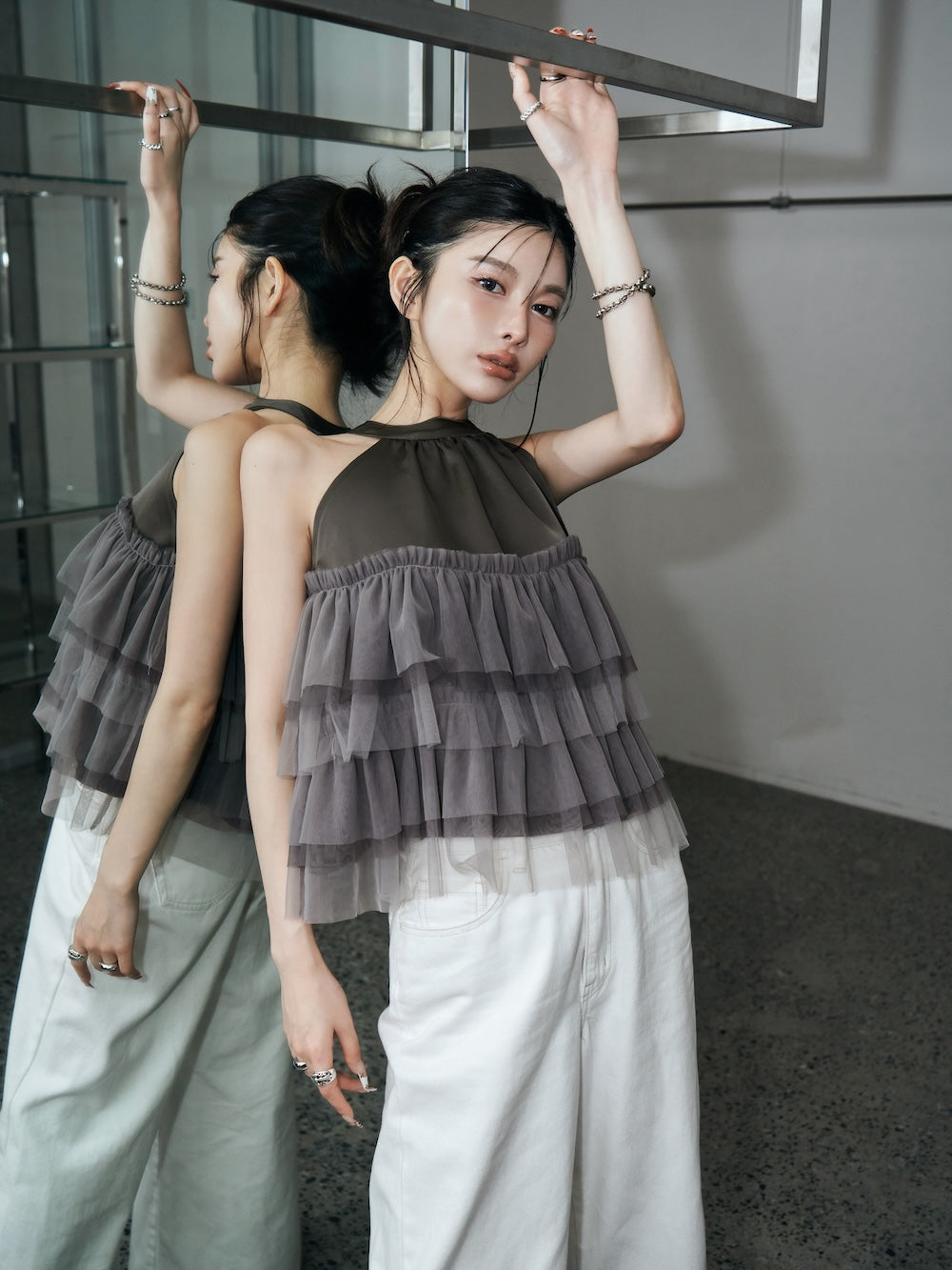 モデル：160cm（着用サイズ：FREE　着用カラー：GRY）