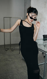 モデル：160cm（着用サイズ：FREE　着用カラー：BLK）