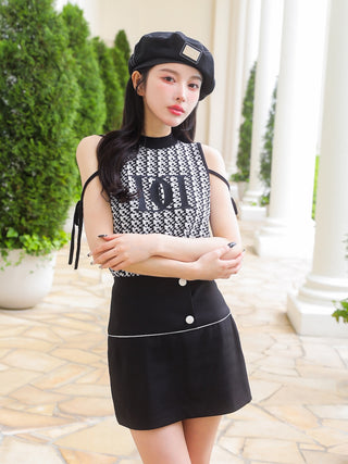 モデル：160cm（着用サイズ：S　着用カラー：BLK）