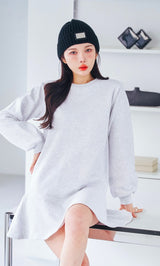 モデル：160cm（着用サイズ：FREE　着用カラー：GRY）