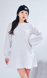 モデル：160cm（着用サイズ：FREE　着用カラー：GRY）