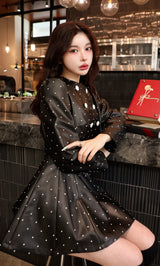 モデル：160cm（着用サイズ：FREE　着用カラー：BLK）
