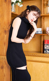モデル：160cm（着用サイズ：FREE　着用カラー：BLK）