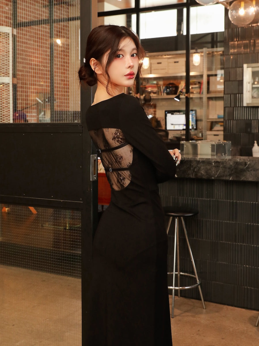 モデル：160cm（着用サイズ：FREE　着用カラー：BLK）