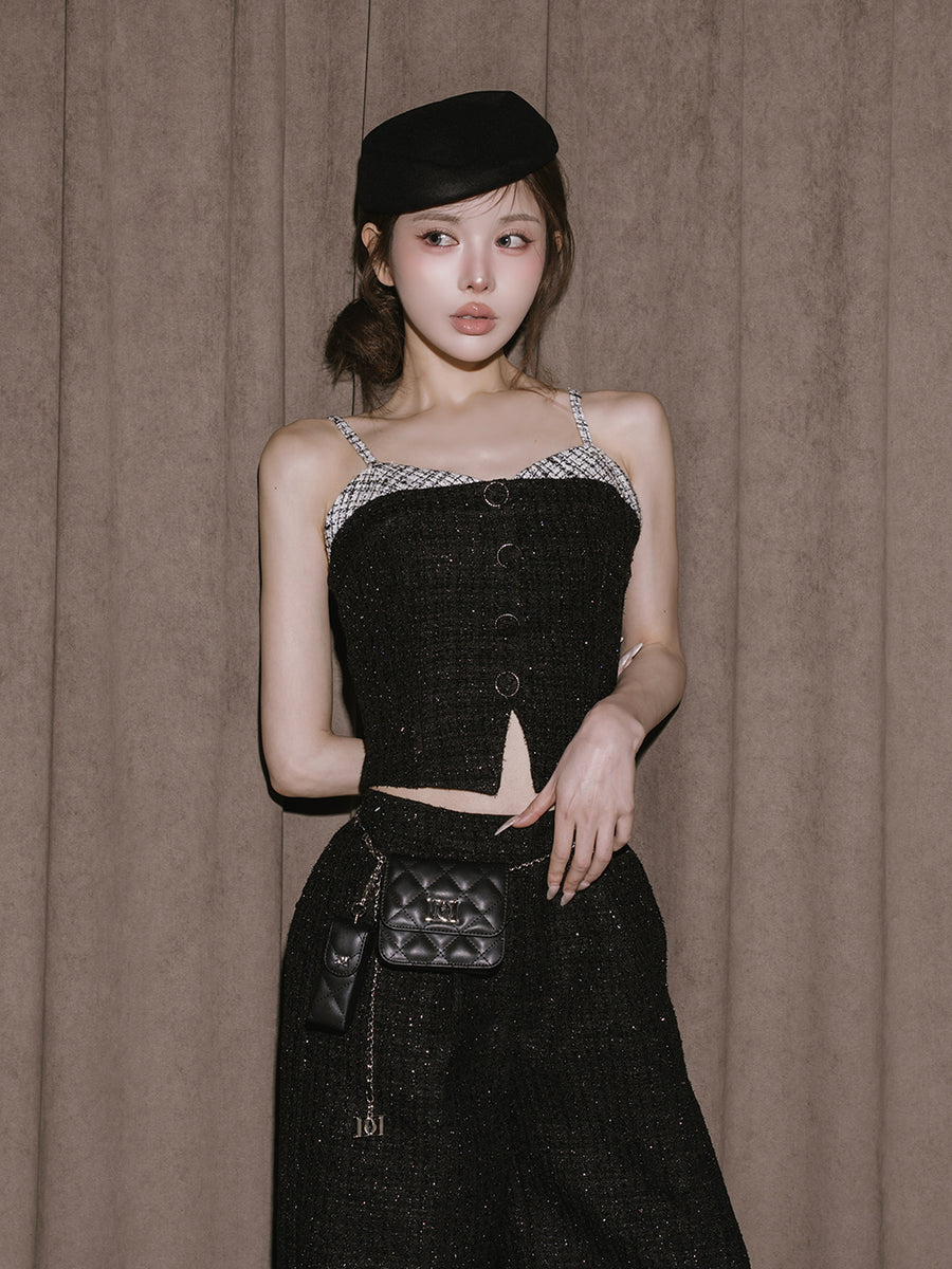 モデル：160cm（着用サイズ：S　着用カラー：BLK）