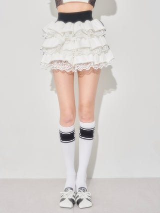 モデル：160cm（着用サイズ：FREE　着用カラー：WHT）