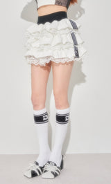 モデル：160cm（着用サイズ：FREE　着用カラー：WHT）