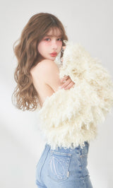 モデル：160cm（着用サイズ：FREE　着用カラー：IVO）