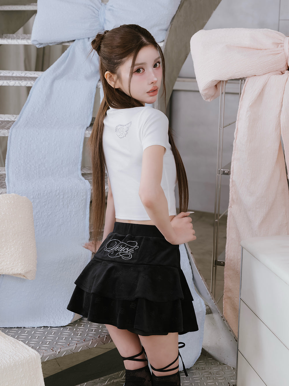 モデル：160cm（着用サイズ：FREE　着用カラー：BLK）