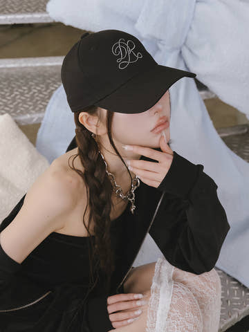 サイズ：FREE　カラー：BLK