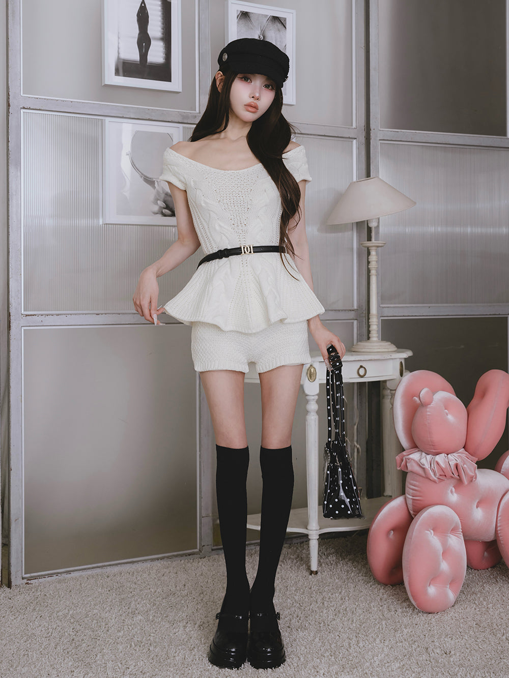 オフショルケーブルニットセットアップ