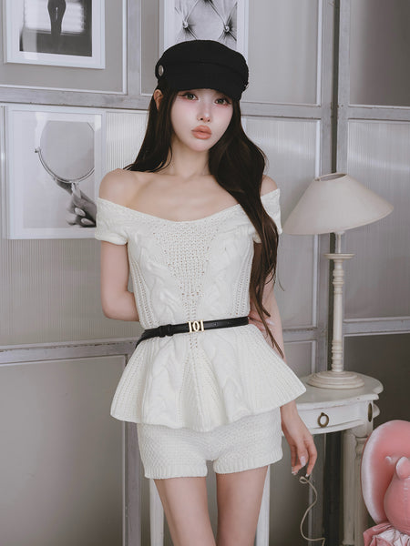 Off-the-Shoulder Cable Knit Setup
