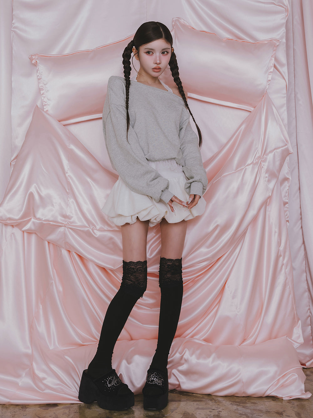 ホルターレースワンショルスウェットトップス