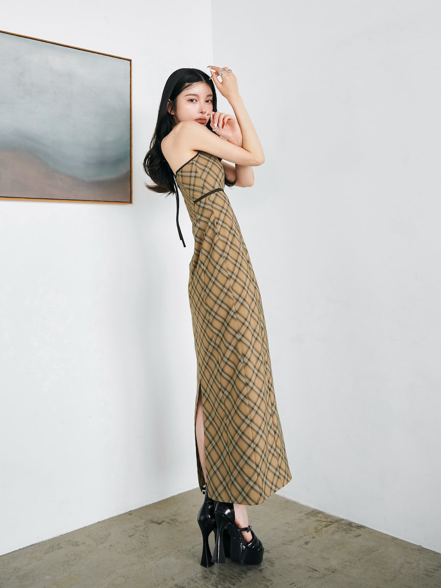 モデル：160cm（着用サイズ：FREE　着用カラー：BEG）