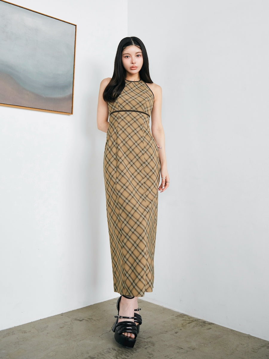 モデル：160cm（着用サイズ：FREE　着用カラー：BEG）