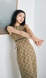 モデル：160cm（着用サイズ：FREE　着用カラー：BEG）